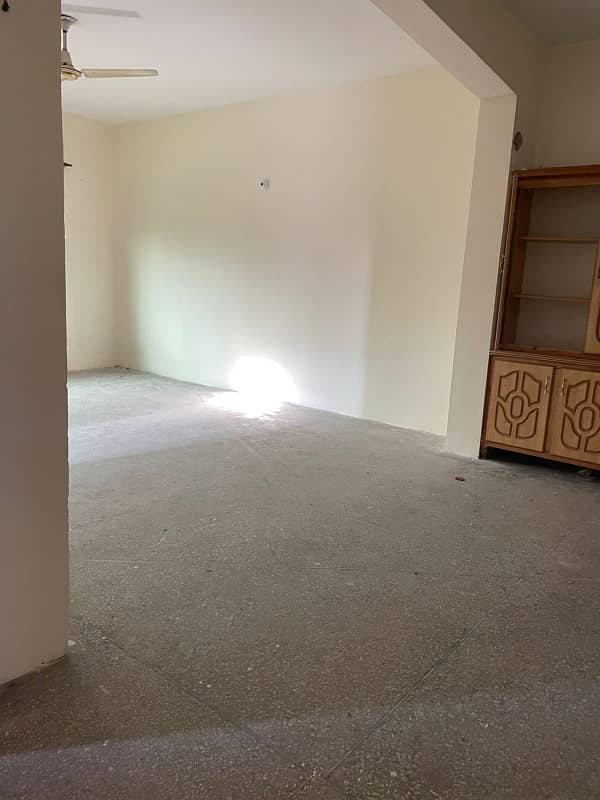 8 Marla Portion For Rent Soan Garden 8