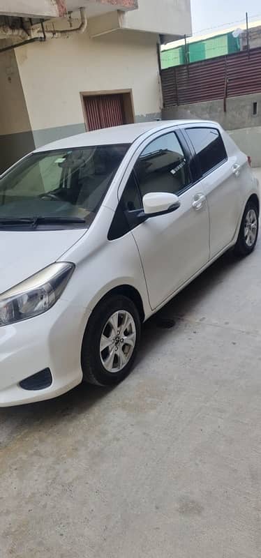 Toyota Vitz 2013 2