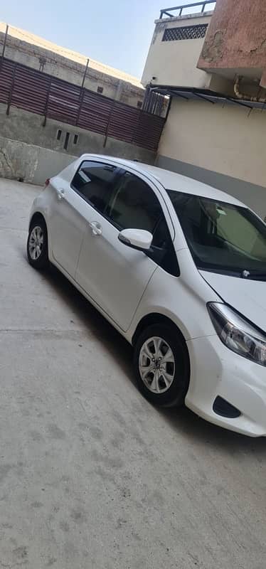 Toyota Vitz 2013 3