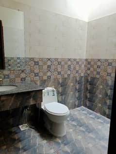 Room for rent in alfalah town near lums dha lhr