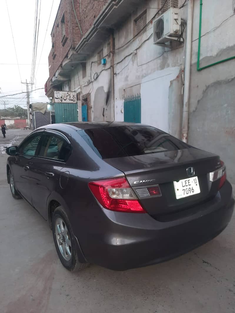 Honda Civic VTi 2013 15