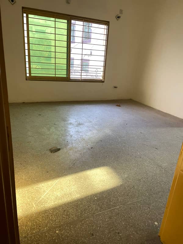 7 Marla Portion For Rent Soan Garden 7