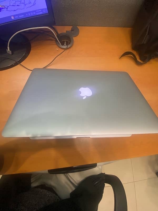 MacBook Pro (Retina, 15-inch, Mid 2014) 16 Gb 6