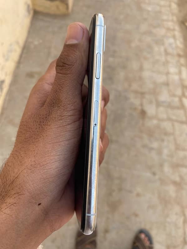 iPhone X pta approved 3