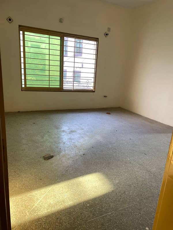 7 Marla Portion For Rent Soan Garden 3