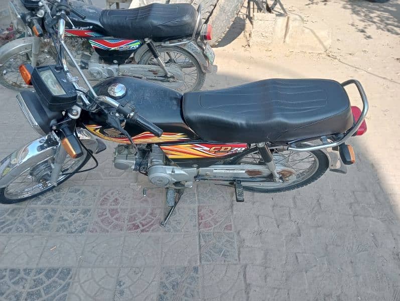 Honda cd 70 2020 model 4