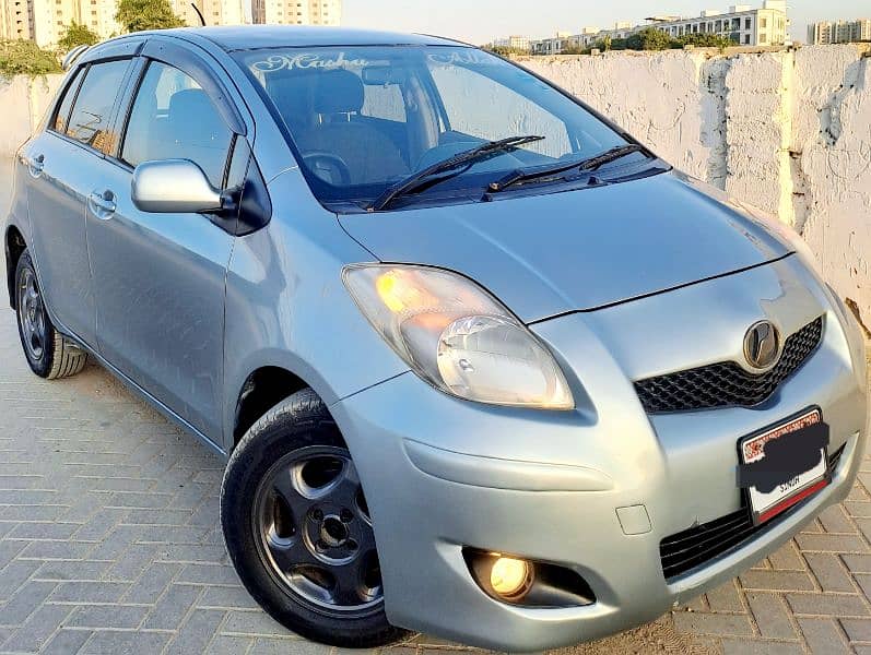 Toyota Vitz 2009 in Excellent Condition 2