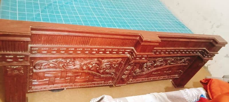 wooden bed set used for sale condition is good in bahwalpur 4