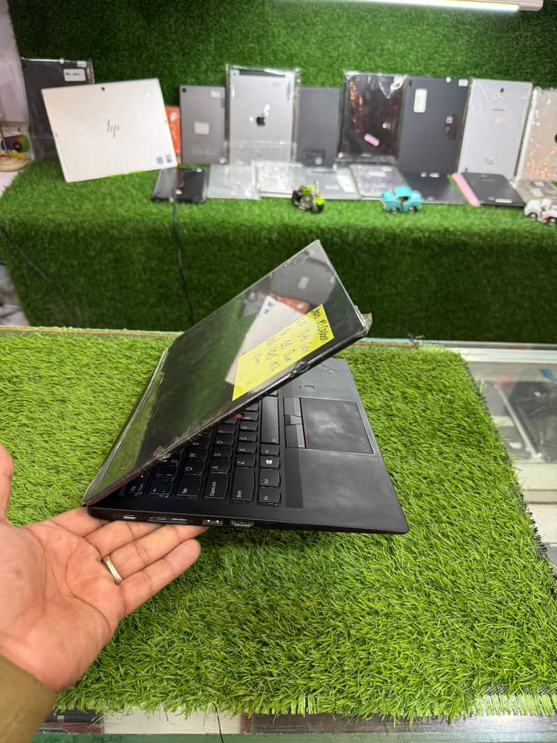 Lenovo X1 Carbon Ci7 8th Gen Ultra Slim 1