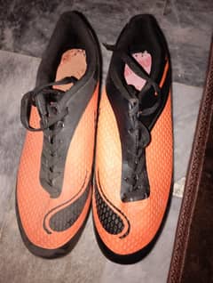 FOOTBALL SHOES