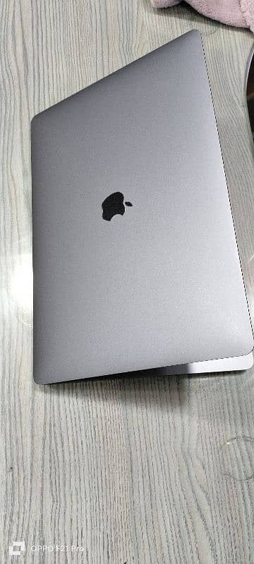 Mac BOOK PRO 2019 16" 4