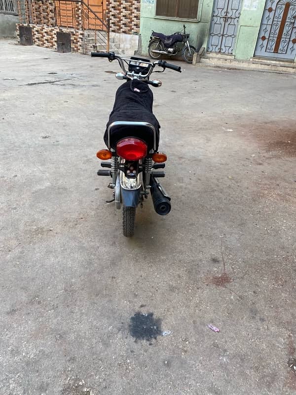 Honda 125 10/10 condition 2