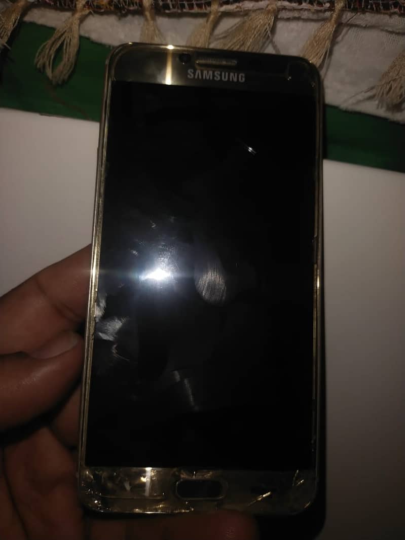 Samsung Mobile C5 3