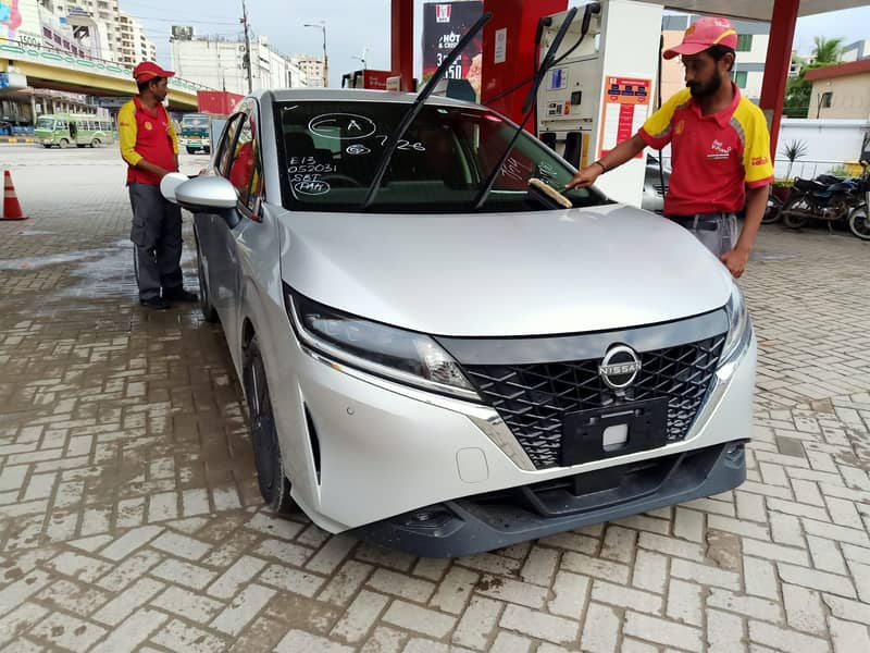 Nissan Note e-Power Aura 2021 0