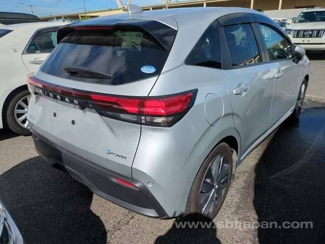 Nissan Note e-Power Aura 2021 3