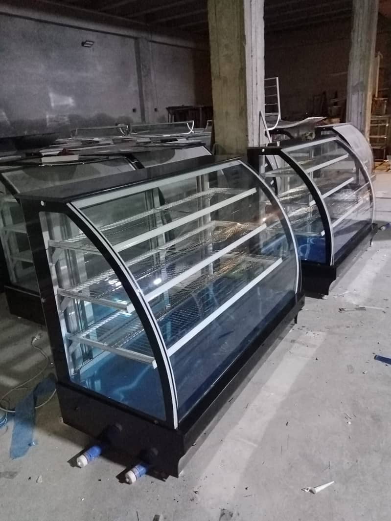 Bakery Display counter Cake Display Freezer Chiller 2