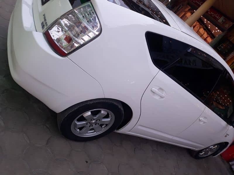 Toyota Prius 2010 import 2014 Lahore registered 8