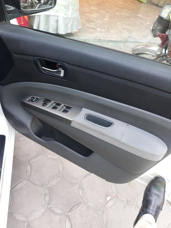 Toyota Prius 2010 import 2014 Lahore registered 9