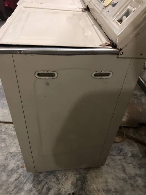 washing machine with dryer 0