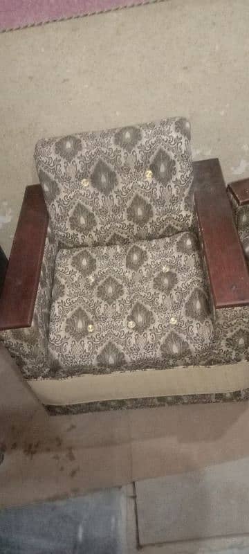 5 seaters sofa for sale 3