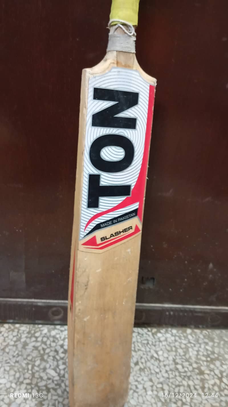 best ton bat 4