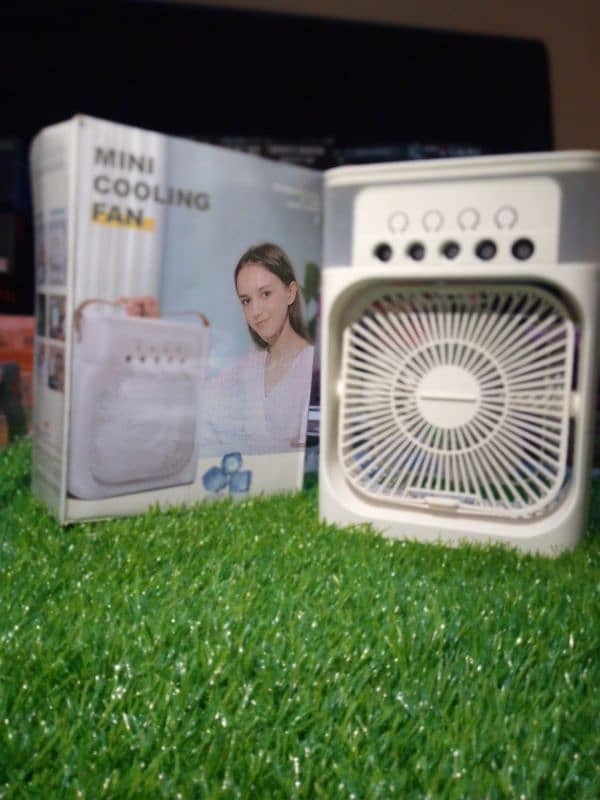 Portable Ice Cooler Fan Air Conditioner Mini Fan 0