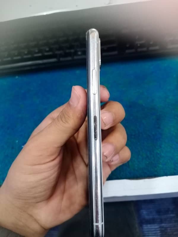 IPhone x 256 GB non pta exchange possible only  with iphone 6