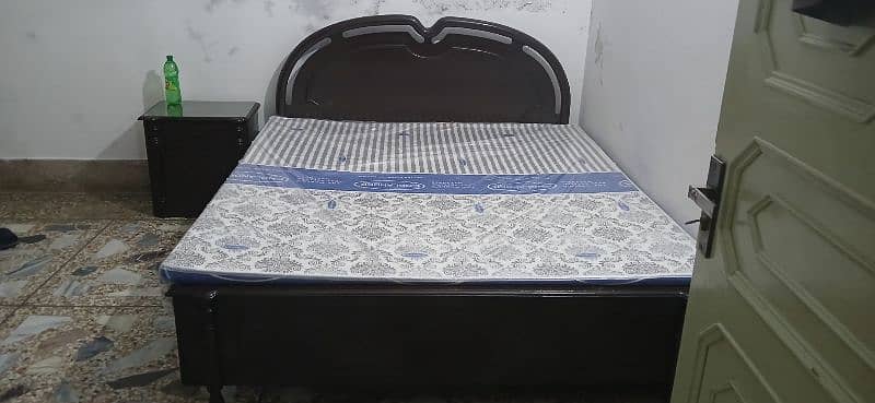 BED WITH NEW MATTRESS 2