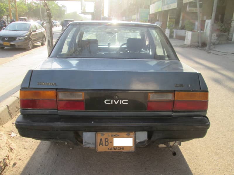 1200 cc Civic 1987 Model 1996 Rigistration O333,7O77,O95 11