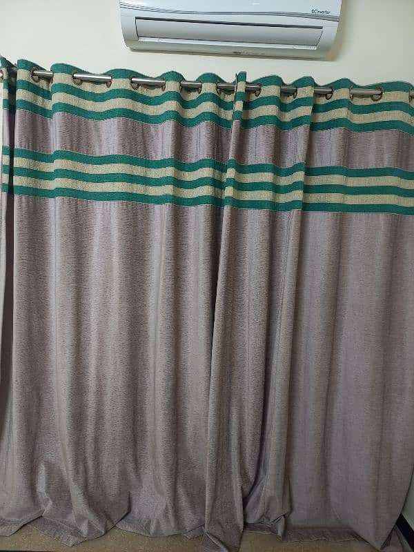 Curtains 0