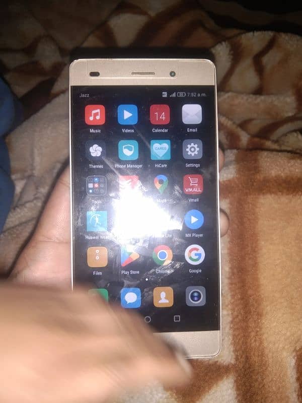 Huawei P8 Lite 0