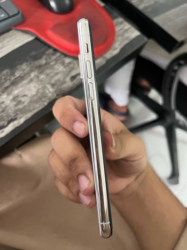 IPhone X 256gb PTA Approved factory Unlock 2