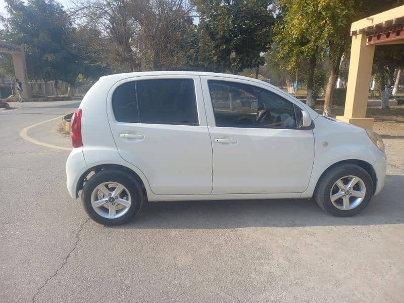 Toyota Passo 2010 1