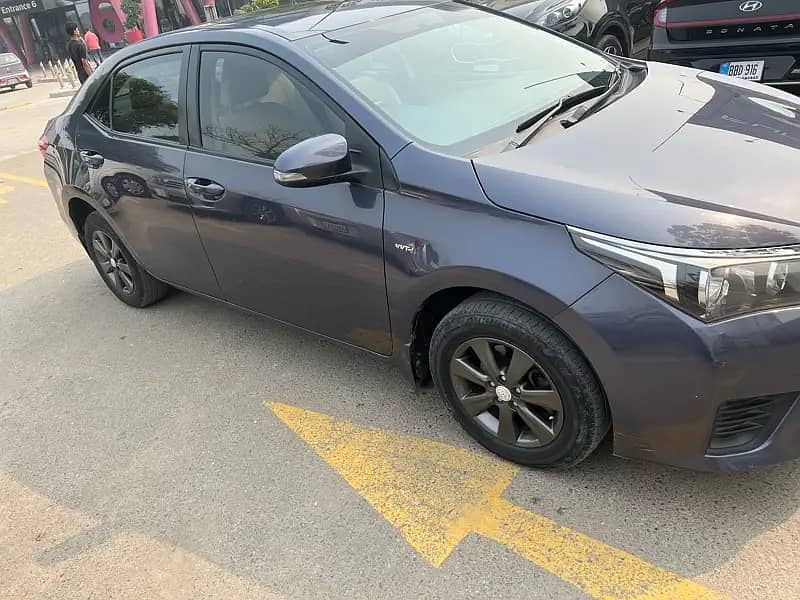 Toyota Corolla GLI 2016 1.3 Automatic 2