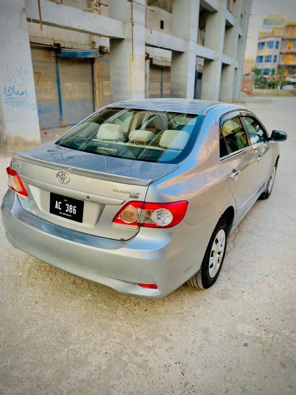 Toyota Corolla XLI 2013 9