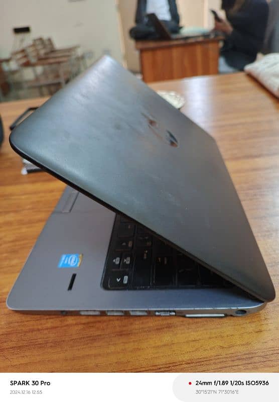 HP Elite Book 820 slim version 1