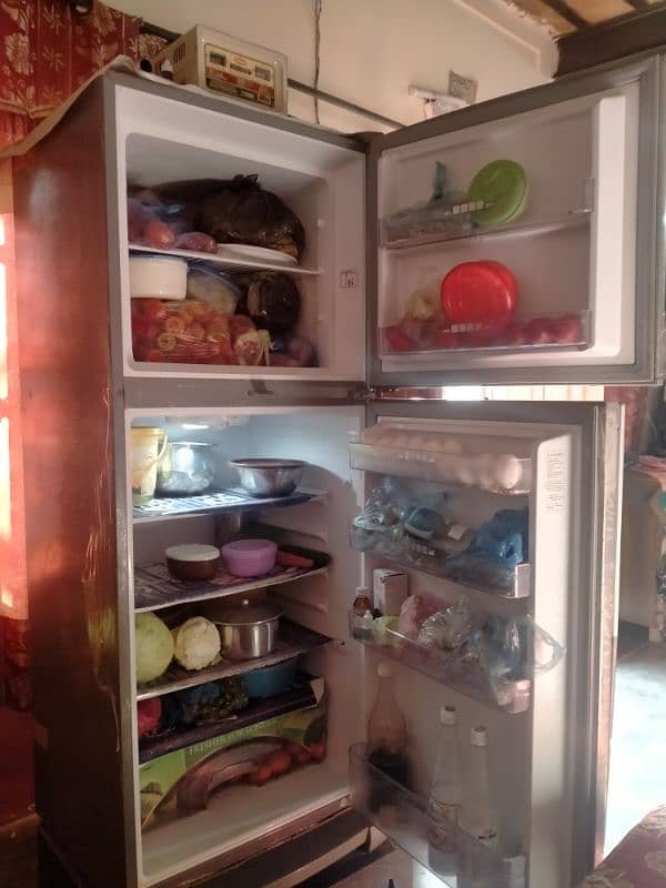 Dawlance Refrigerator for Sale - Excellent Condition 1