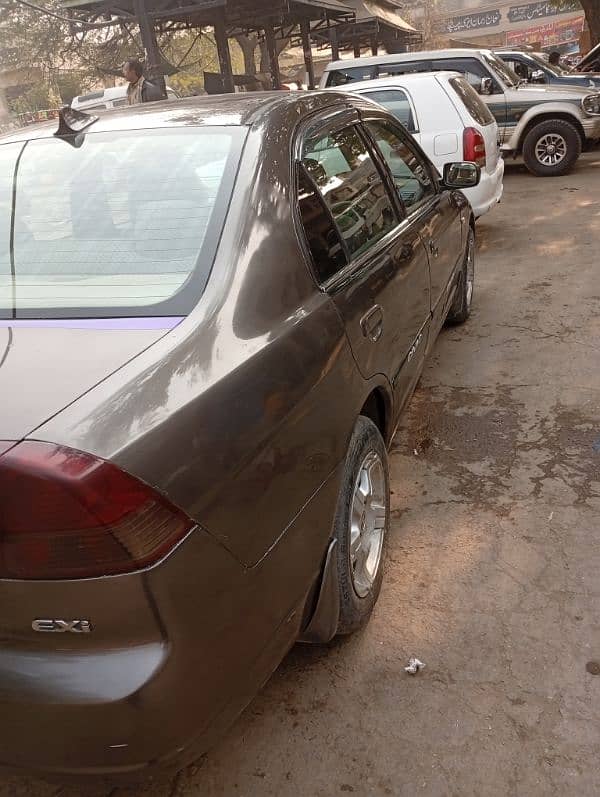 Honda Civic EXi 2004 4