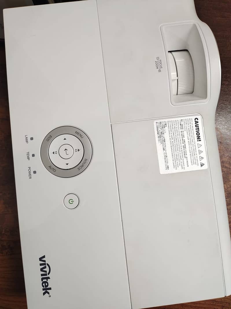 Vivitek DX831 Projector XGA Conference Room Projector 2