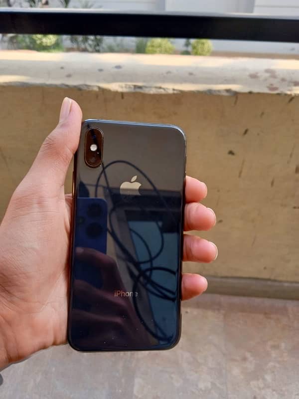 iphone Xs 64gb non pta for urgent sale 1