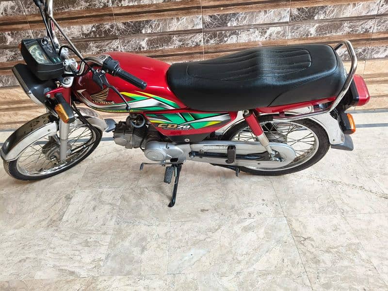 HONDA CD 70 11