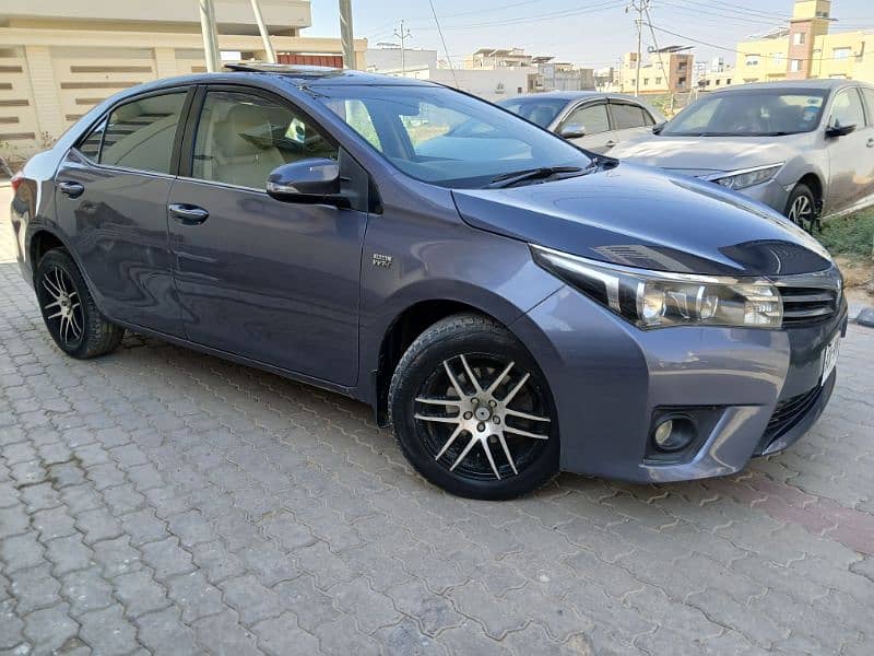 Toyota Altis Grande 2015 10