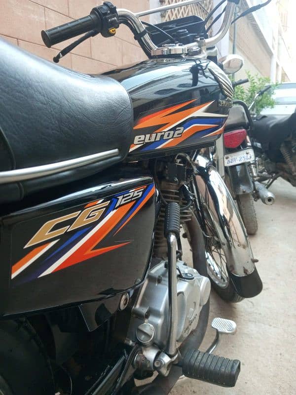 Honda cg 125 genuine condition 2018 karachi golden number -03323709556 5