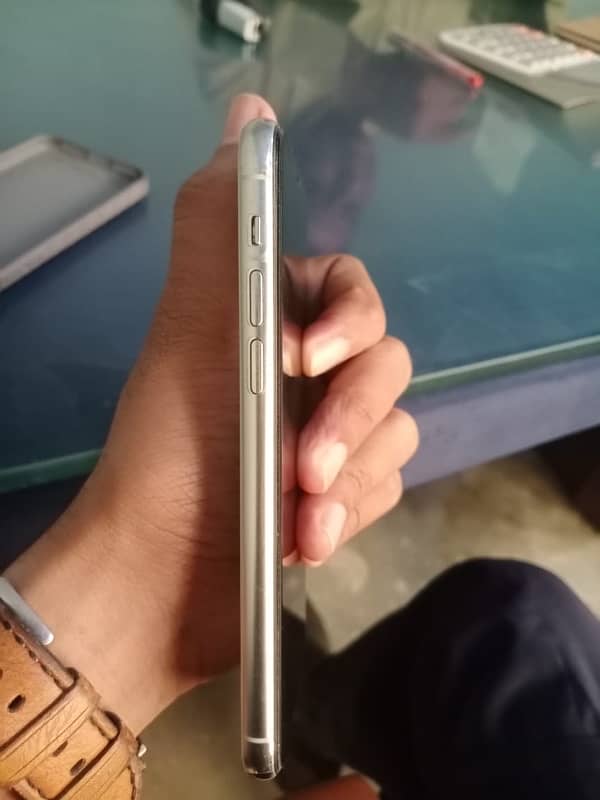 iphone 11 pro Pta approved 2