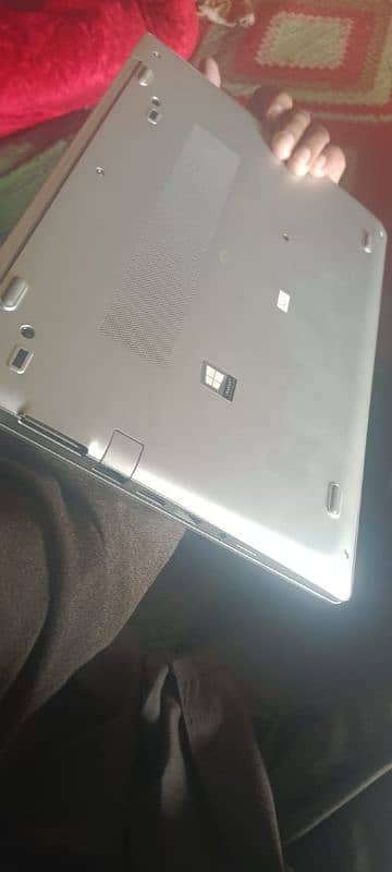 HP Elite book 840g6 condition 10 by 10 3