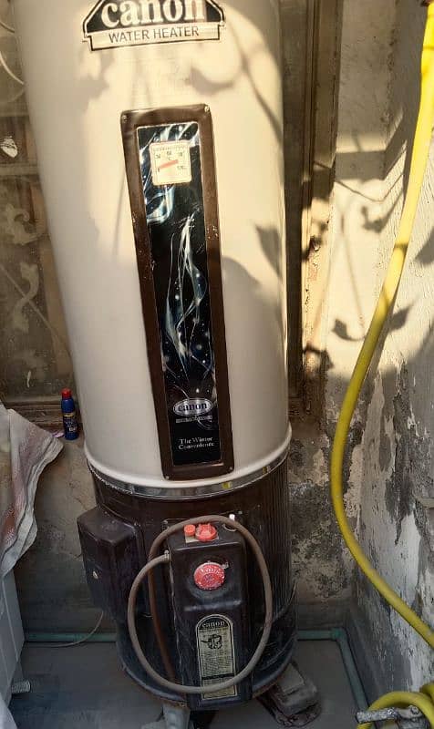 Canon 35 Gallon Electric and Gas Geyser  GWH-35SAT, Auto Ignition 0