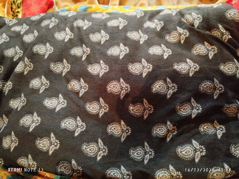 Katrai fleece fabric 4