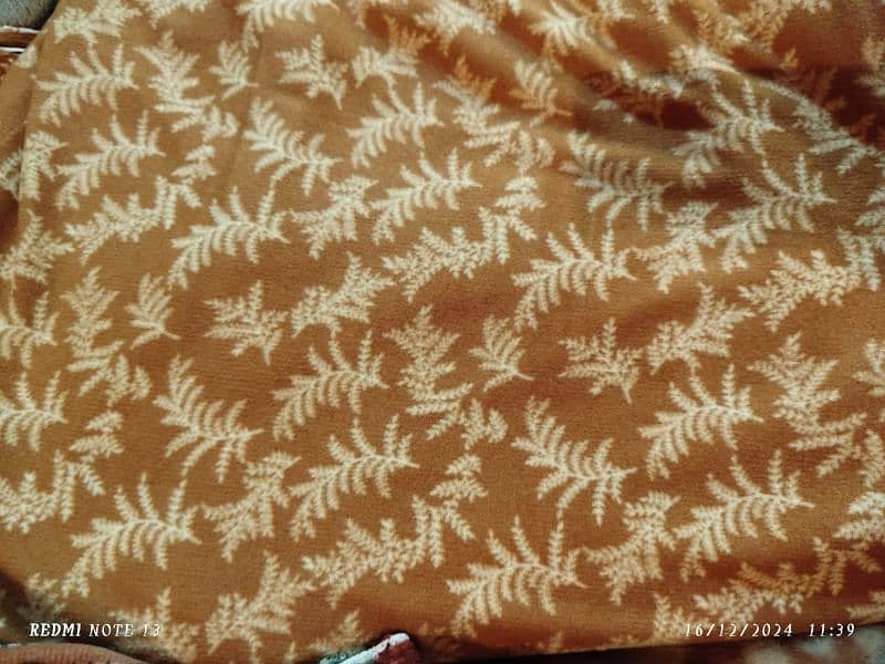 Katrai fleece fabric 5