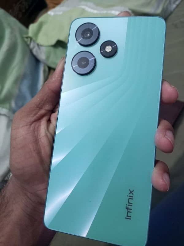 Infinix Hot 30 8+8GB.  128Gb Green color 6