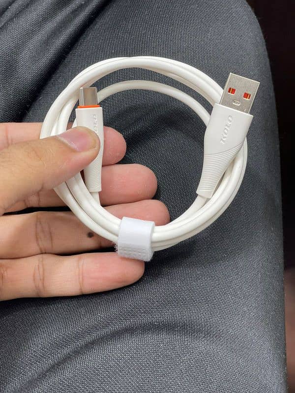 KOLO branded fast charging cable 2